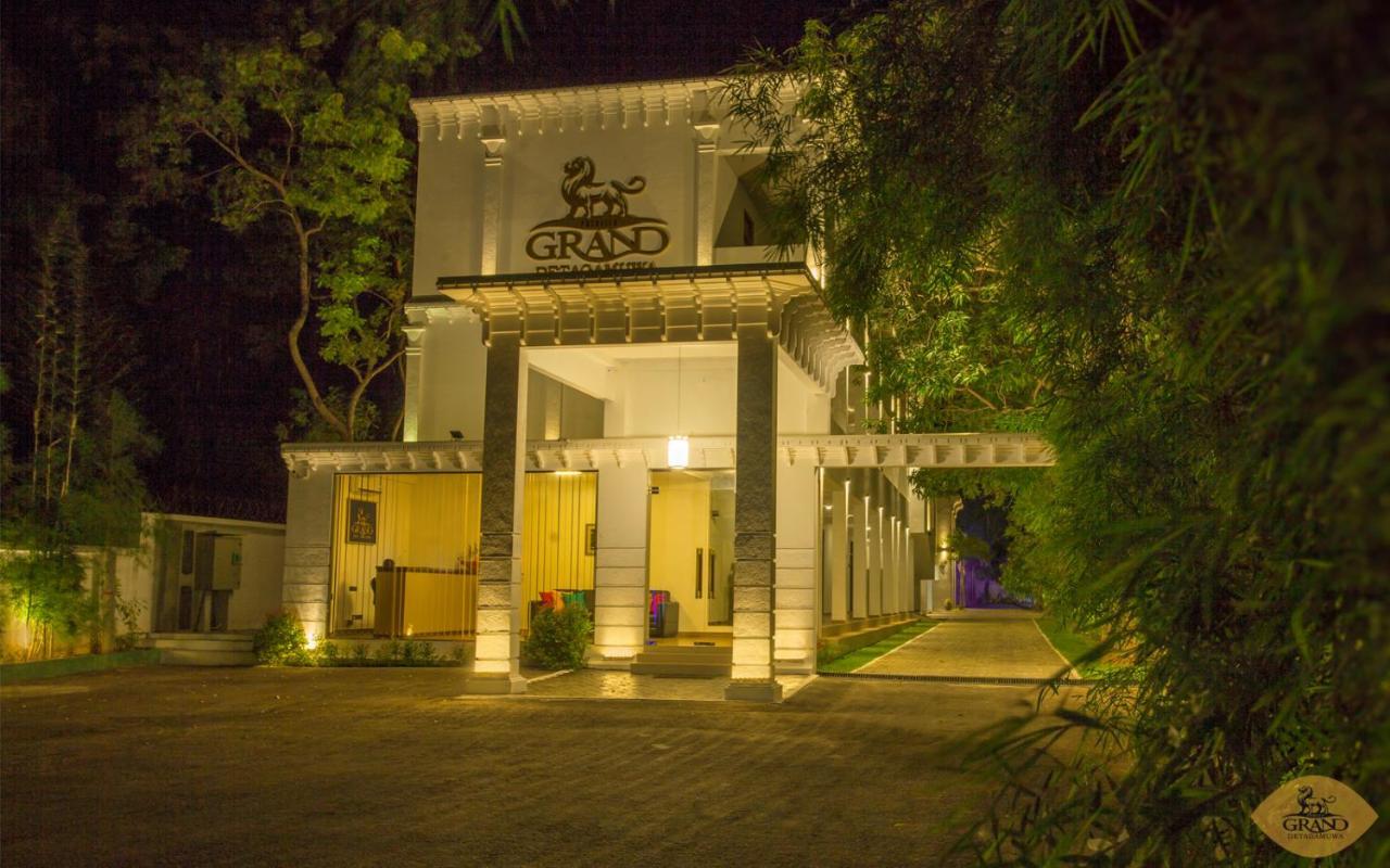 Grand Detagamuwa Hotel Kataragama Eksteriør bilde